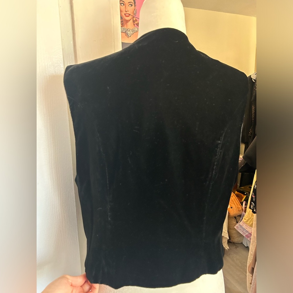 Velvet black vest - Picture 2 of 3
